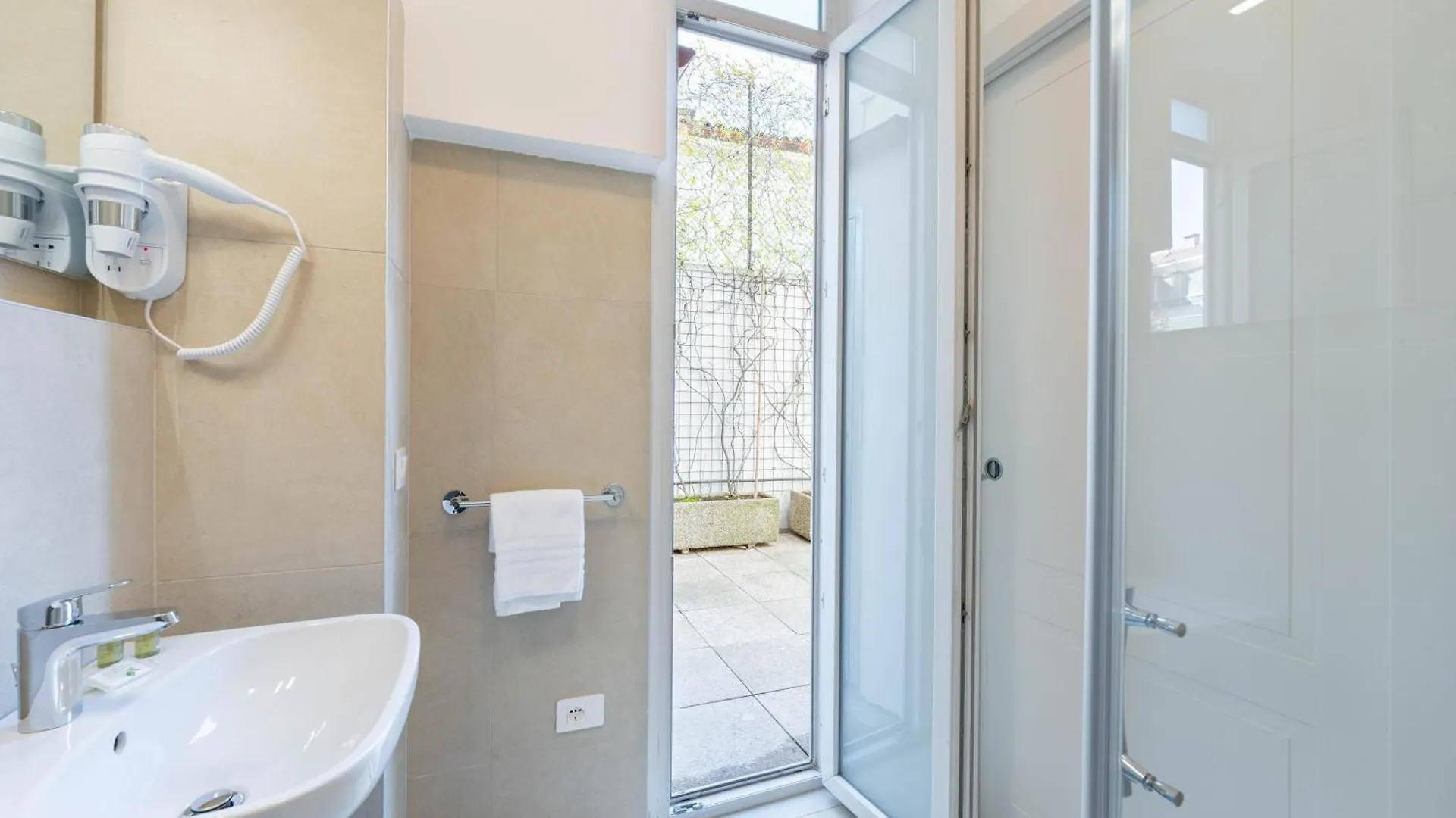 La Nuova Corte Rooms Verona 2*,