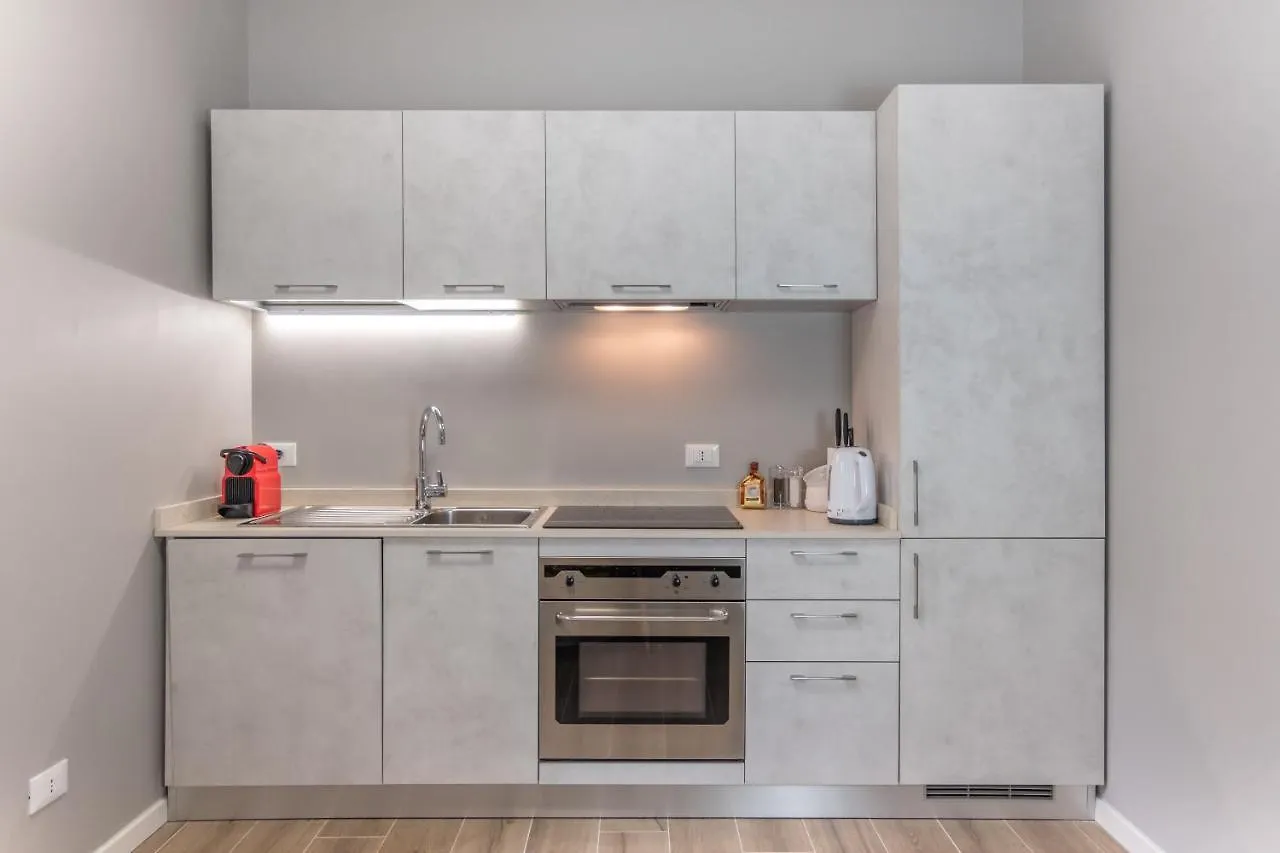 La Nuova Corte Rooms Verona 2*,  İtalya